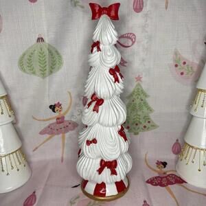 Bella Lux White Christmas Tree w/ Red Bows